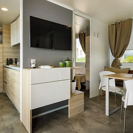 Aminess Maravea Mobile Homes Hotel 4*