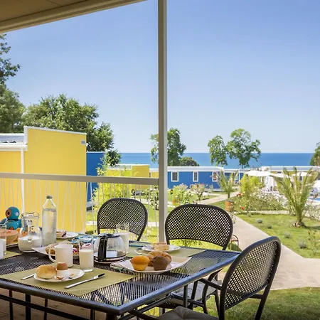 Aminess Maravea Mobile Homes Hotel 4*