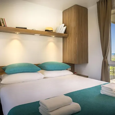 Aminess Maravea Mobile Homes فندق داجلة